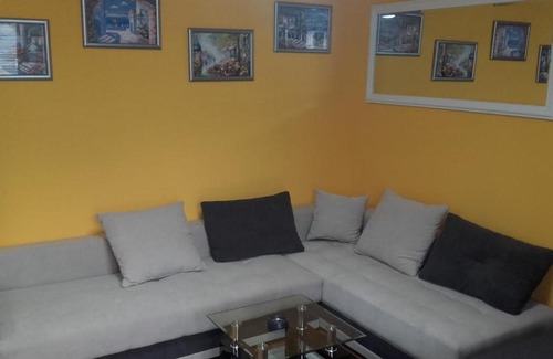 Uzice Apartamento | House Prljevic