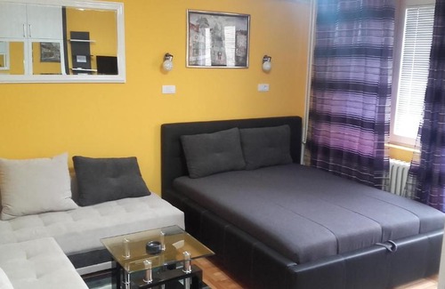 Uzice Apartamento | House Prljevic
