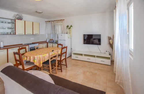 Dobropoljana Casa | House Quercus (79461-K1) - Dobropoljana