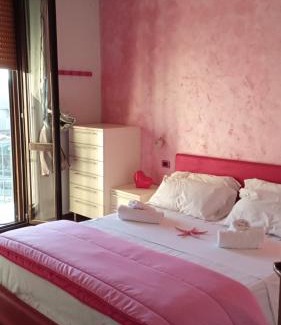 Novara Apartamento | House Romantic Ad un passo dalla Stazione Appartamento & Rooms