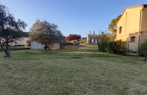 Suze-la-Rousse Casa | HOUSE sleeping 10 to 12 in Provence