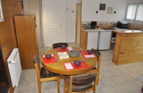 Liez Cabaña | HOUSE STUDIO 50M ² + PISCINA Y SPA - TRANQUILO Y DESCANSO - MARAIS POITEVIN VENDEE