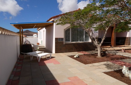 La Oliva Chalet De Esquí | Casa para disfrutar de la luz, tranquilidad y cielos que ofrece la isla.