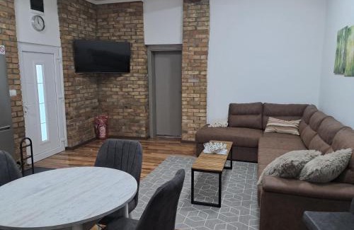 Vojvodina Apartamento | House-Vintage Hill Inn