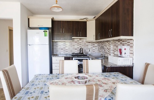 Palamutbuku Apartamento | House w Balcony and Garden 5 min to Beach in Datca