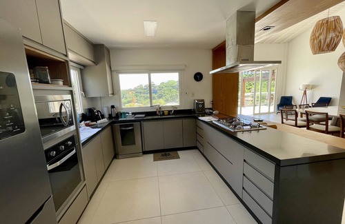 Joao Fernandes Casa | House w/ view barbecue and pool 600m from João Fernandes beach