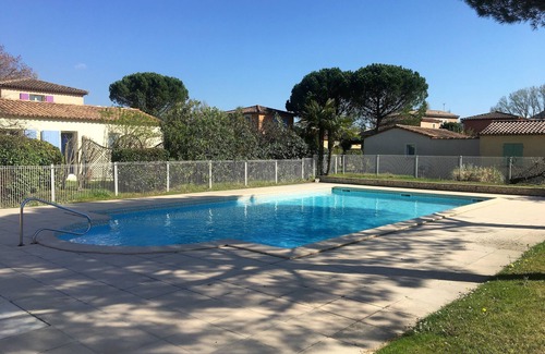 Montboucher-sur-Jabron Casa | CASA CON PISCINA EN GOLF 18 AGUJEROS