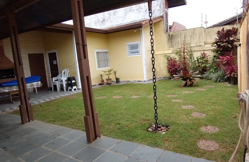 Jardim Marcia Casa | House with a great pool 5 minutes from the beach!!