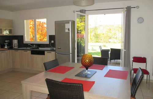 Argentat Casa | CASA ARGENTATA COMODIDAD A PIE COMPLETO AL BORDE DE LOS RÍOS DE DORDOGNE