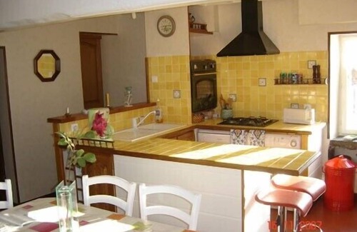 Saint-Point Cabaña | Casa con 3 habitaciones independientes, situada en una aldea a 1.5 km del pueblo.