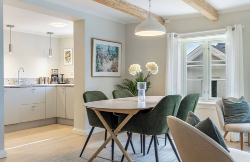 Arendal Casa | House with 4 Bedrooms – Near Arendal City with Private Parking for 1 car