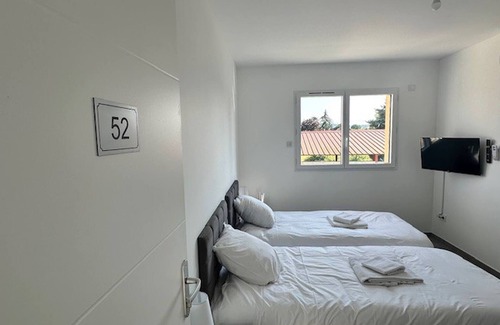 Satolas-et-Bonce Apartamento | House with 5 bedrooms lechaffardcom