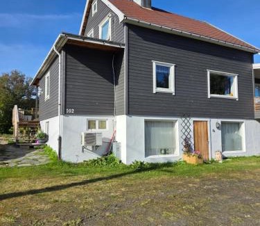 Lyngen Casa | House with a wiew