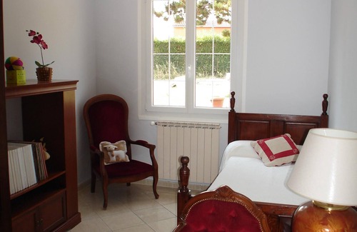 Le Muy Villa | casa con gran jardin en un barrio muy tranquilo