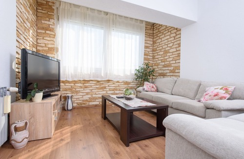 Dracevac Apartamento | Casa con gran piscina privada, gran área de barbacoa
