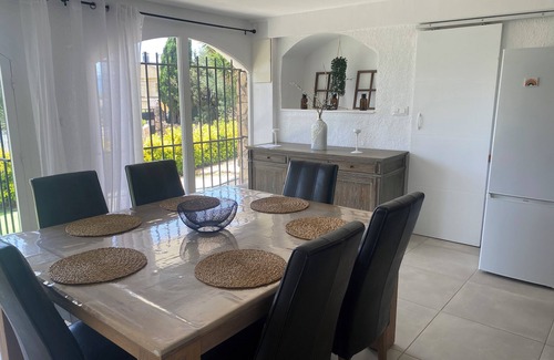 Macanet de la Selva Apartamento | House with pool and spa