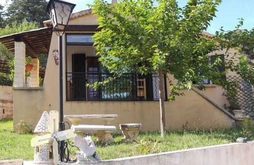Esparron-de-Verdon Casa | House with garden 100 meters from Lac d'Esparron