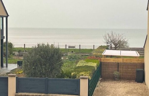 Le Vivier-sur-Mer Casa | House with garden in Le Vivier-sur-Mer