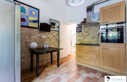 Aiguelongue Casa | Casa con jardín, aire acondicionado y plazas de aparcamiento en Aiguelongue.