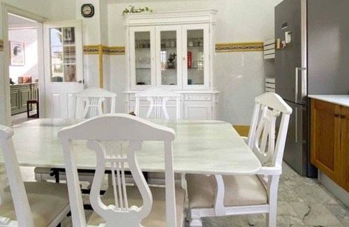 Colinas de San Antonio Villa | Casa con jardín y piscina privada