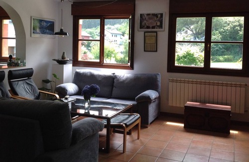 Llamigo Casa | Casa con jardín PARA ACTIVIDADES DE MAR Y MONTAÑA EN UN LUGAR DE GRAN BELLEZA