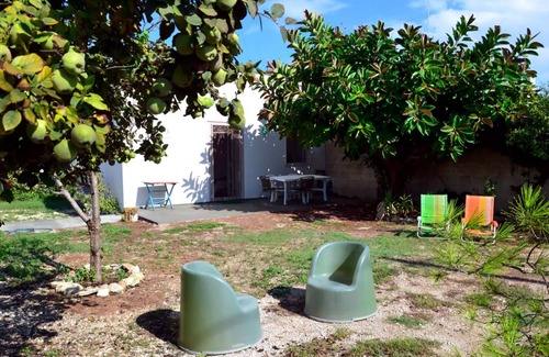 Giorgilorio Villa | Casa con jardín, 50 metros del mar. spot de navegación Spiaggiabella