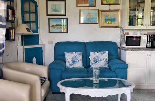 Costa Rei Casa | Casa de vacaciones con jardín cerca de la hermosa playa. Clima y WI-Fi inclu