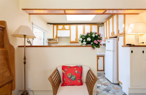 California - Pezou Casa | Casa con jardín sobre la bahía de cannes.