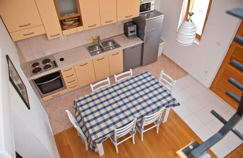 Mejasi Casa | Casa con jardín perfecta para unas vacaciones en familia.