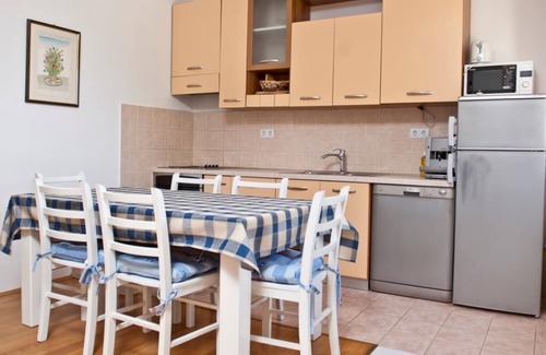 Mejasi Casa | Casa con jardín perfecta para unas vacaciones en familia.
