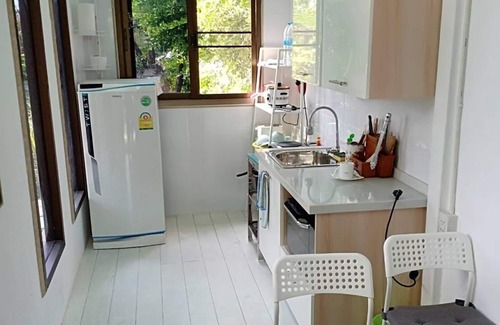 Bang Chalong Casa | Casa con vista al jardín