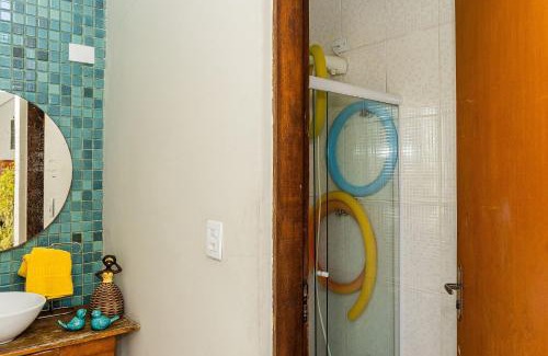 Indaia Casa | Casa com área gourmet e piscina na praia do Indaiá