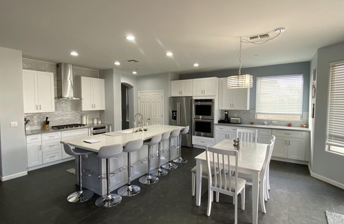 Palm Valley Casa | House with Home Theater