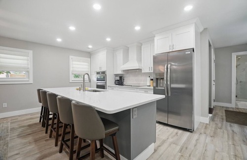 Snug Harbor Casa | House with Hot tub, close to Marina, in a Golf Course Community