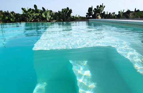 Buseto Palizzolo Casa | House with infinity pool in the hills near the sea and Trapani