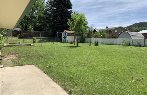 Rapid City Casa | House with large back yard!