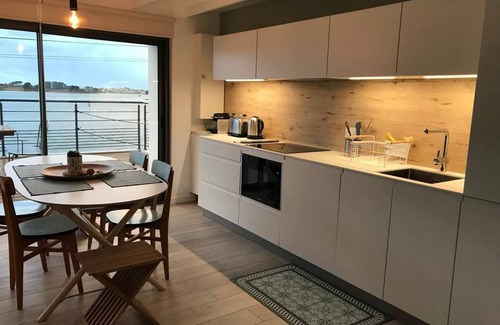 Landeda Chalet De Esquí | House with large terrace and sea view