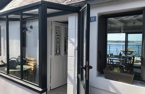 Landeda Chalet De Esquí | House with large terrace and sea view