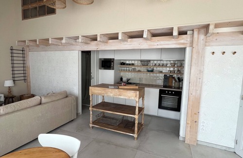 Puilboreau Casa | House with parking, 5 minutes from downtown!