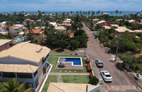Barra do Jacuipe Casa | House with pool 2 minutes from the beach 5 km from Guarajuba