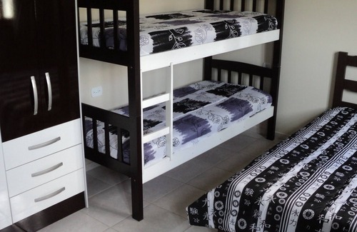 Barra Velha Casa | CASA CON PISCINA DE 3 DORMITORIOS - WIFI - CAMA PAREJA EN 3 QTS - PARA 16 PERSONAS