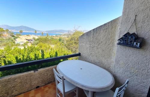 Albitreccia Apartamento | House with pool and tennis court in Porticcio