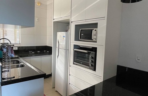Brasilia Casa | House with pool and barbecue for up to 11 people