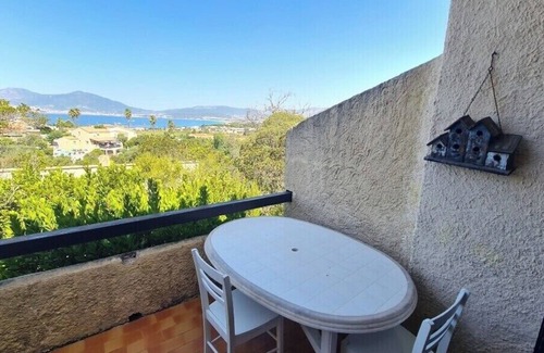 Albitreccia Apartamento | House with pool and tennis court in Porticcio