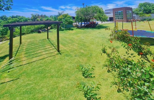 Guarapari Casa | House with Pool in Enseada Meaipe Guarapari