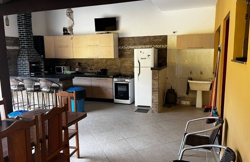 Martim de Sa Casa | Casa w / piscina en la playa Martins Sá 1196531-1000