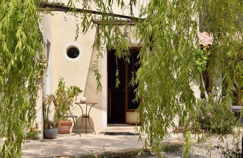 Salernes Casa | Casa con piscina en la colina