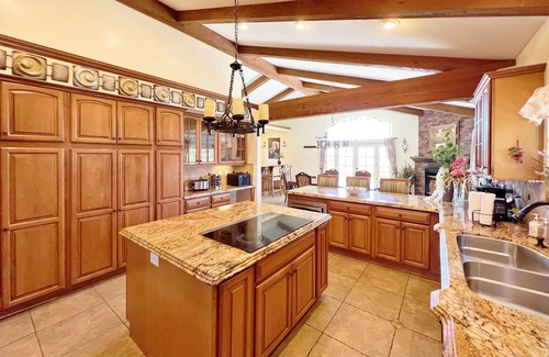 Temecula Casa | House with pool/spa/minutes to wineries