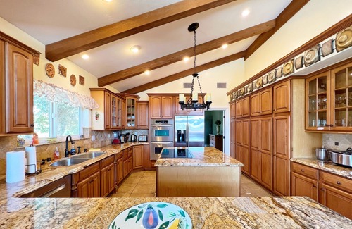 Temecula Casa | House with pool/spa/minutes to wineries