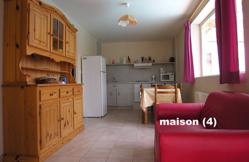 Les Albres Casa | Casa con piscina climatizada bajo terraza, lago privado (pesca), internet